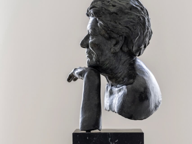 Bronze sculptured portrait of Mrs. Hans Boonstra